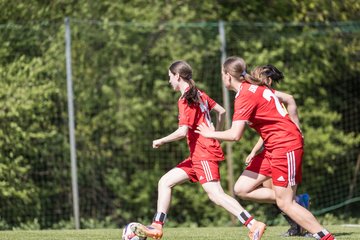 Bild 336 - wBJ Hamburger SV - Hertha BSC : Ergebnis: 5:2